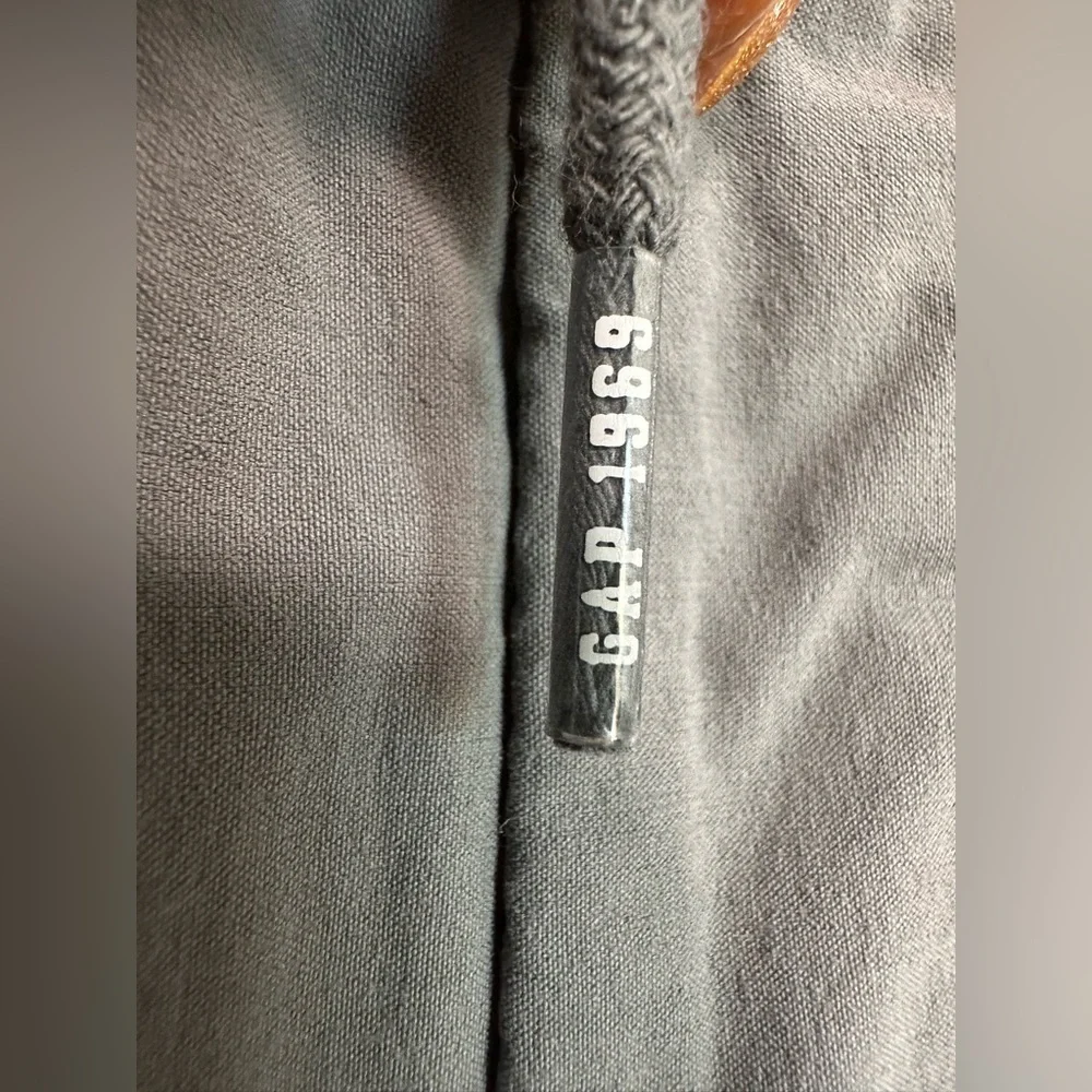 GAP kids gray